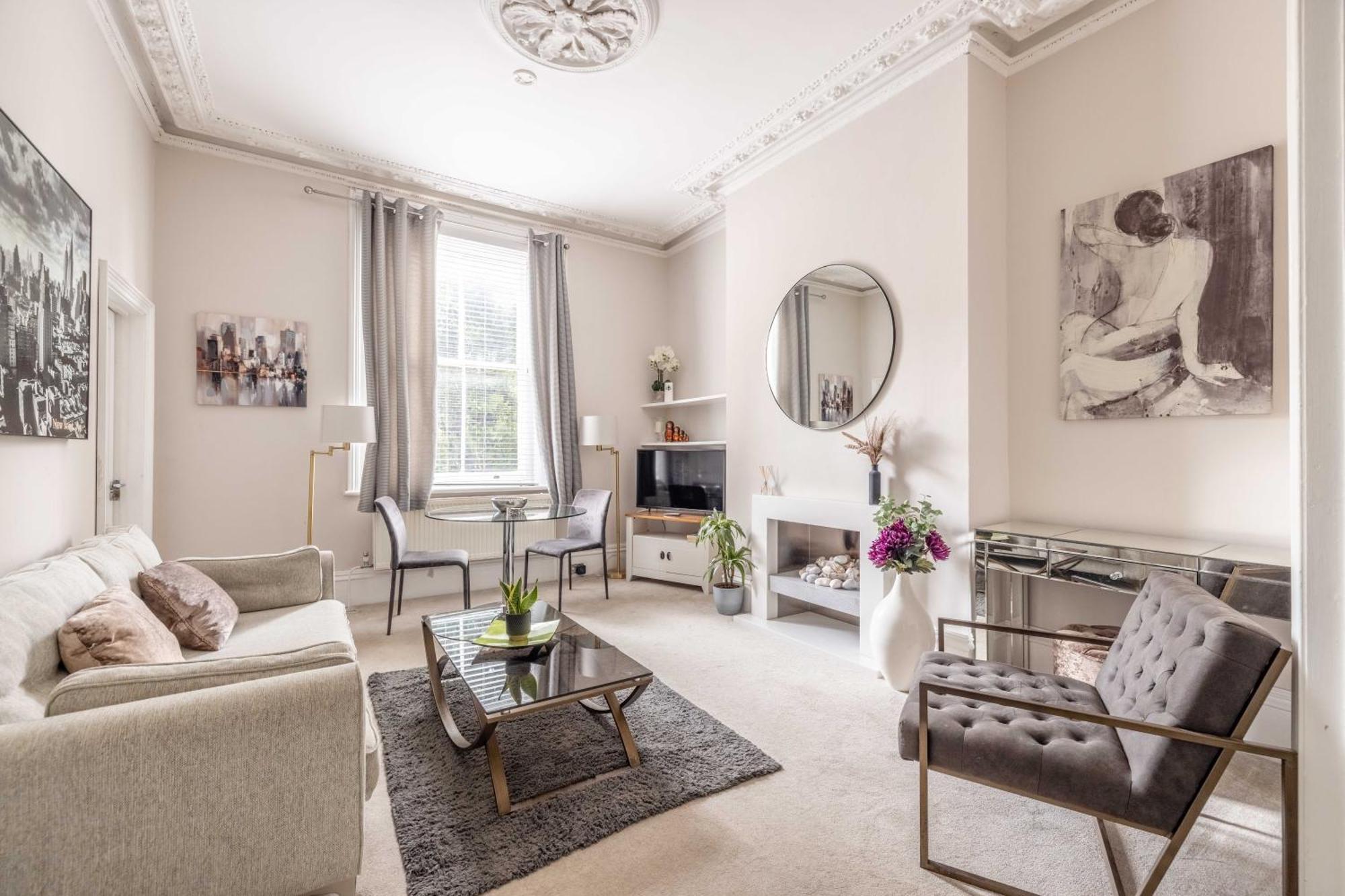 Charming Retreat, Cozy 1bed, 1bath Apartment Windsor